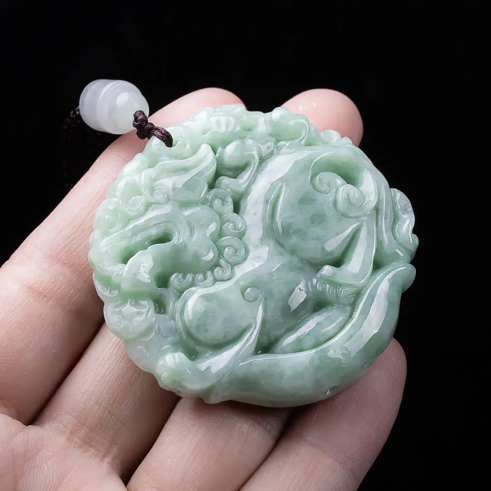 Natural Myanmar Jadeite Pixiu Pendant Necklace Carved Amulet Fashion Real Jade Talismans Accessories Designer Gifts for Women